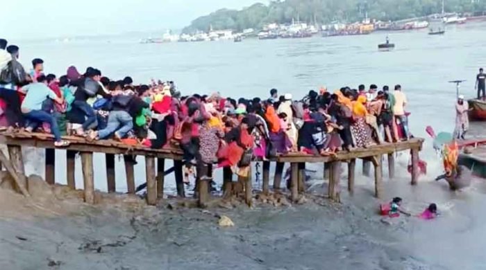 পারাপারে অব্যবস্থাপনা - দুর্ঘটনায় আহত দুই শতাধিক