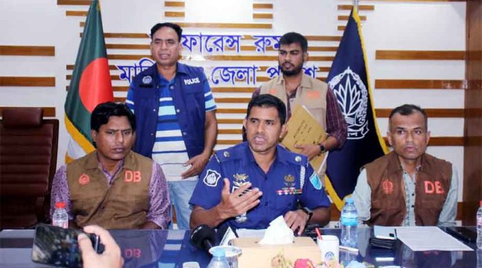 গ্রেপ্তারের আগেই প্রস্তুত আইনজীবী - পুলিশের উদ্বেগজনক তথ্য