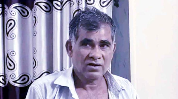 মোবাইল চুরির অভিযোগে ইকবালকে জগন্নাথপুরে গণধোলাই - মুচলেকায় ছাড়