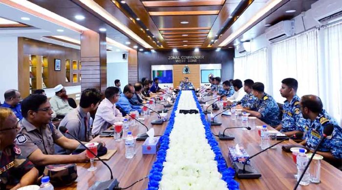 উপকূলীয় নিরাপত্তা জোরদারে কোস্টগার্ডের কার্যকর পদক্ষেপ