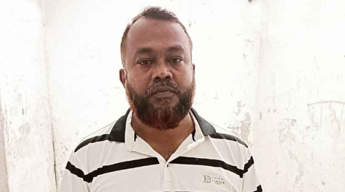 দোহারে রাজনৈতিক মামলায় ব্যবসায়ী গ্রেপ্তার